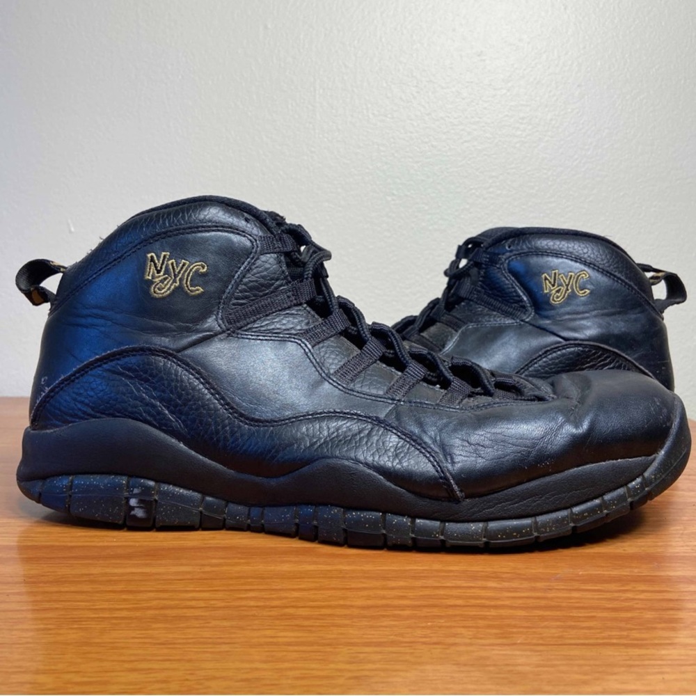 Jordan 10 NYC - Picture 1 of 9